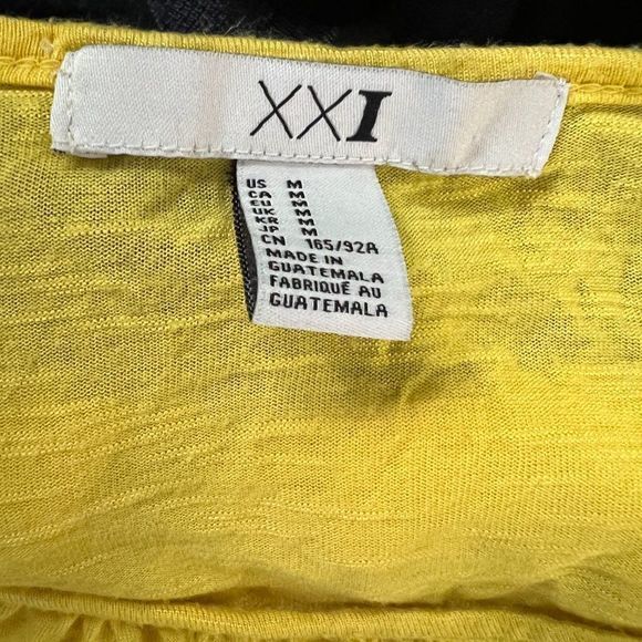 🌿4/$35🌿 FOREVER 21‎ Yellow Scoop Neck Tee (M) - Picture 6 of 8